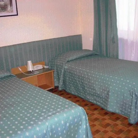Pierre Hotel