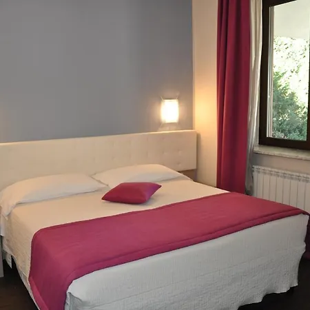 Hotel Pierre Saint-Pierre