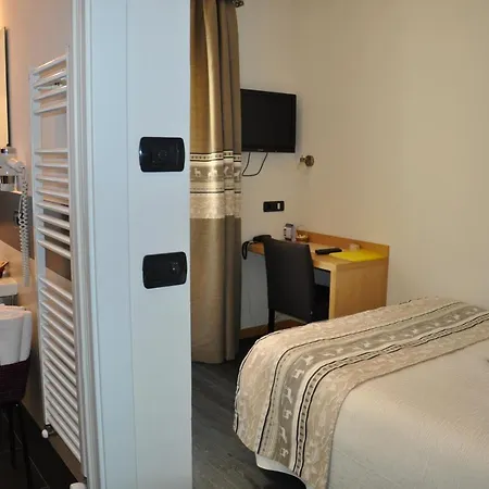 Pierre Otel Saint-Pierre